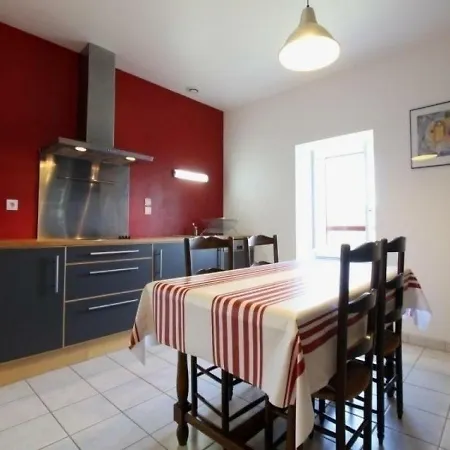 House Etcharnia 3 *